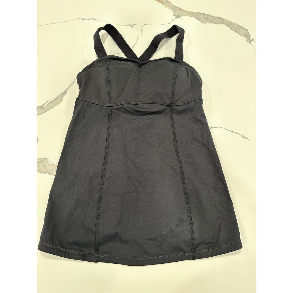 Lululemon Black Crossback Tank Top Athletic‎ Fit Size 4